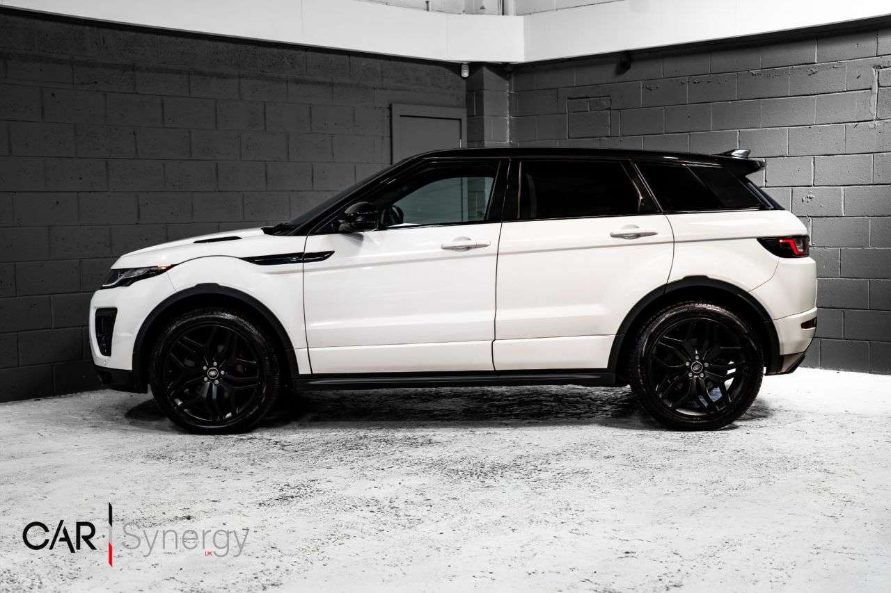 A 2019 LAND ROVER RANGE ROVER EVOQUE 2.0 TD4 HSE Dynamic SUV 5dr Diesel Manual 4WD Euro 6 (s/s) (180 ps) / STUNN A 2019 LAND ROVER RANGE ROVER EVOQUE 2.0 TD4 HSE Dynamic SUV 5dr Diesel Manual 4WD Euro 6 (s/s) (180 ps) / STUNN