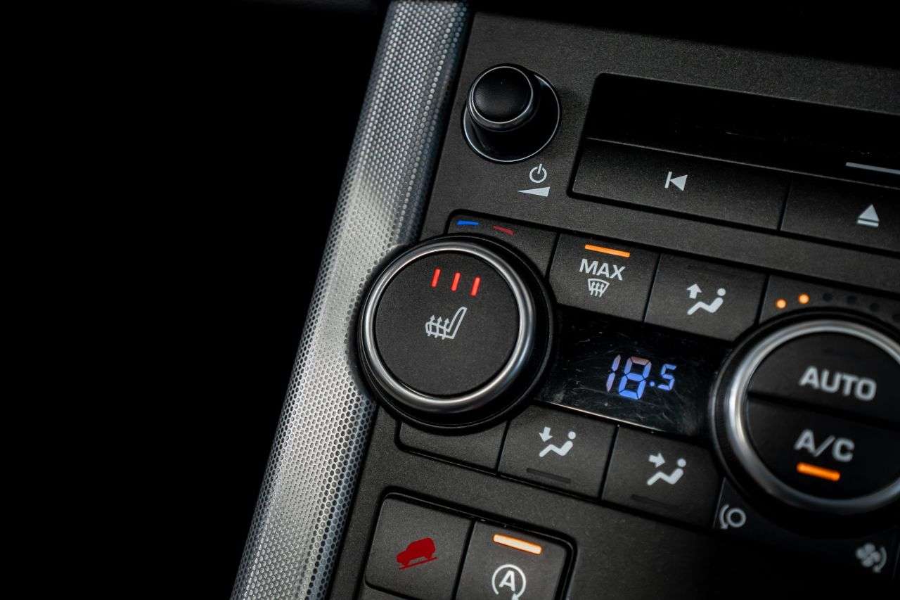 2019 LAND ROVER RANGE ROVER EVOQUE 2019 LAND ROVER RANGE ROVER EVOQUE