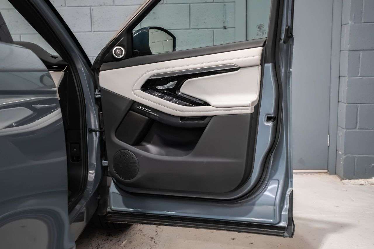 2020 LAND ROVER RANGE ROVER EVOQUE 2020 LAND ROVER RANGE ROVER EVOQUE