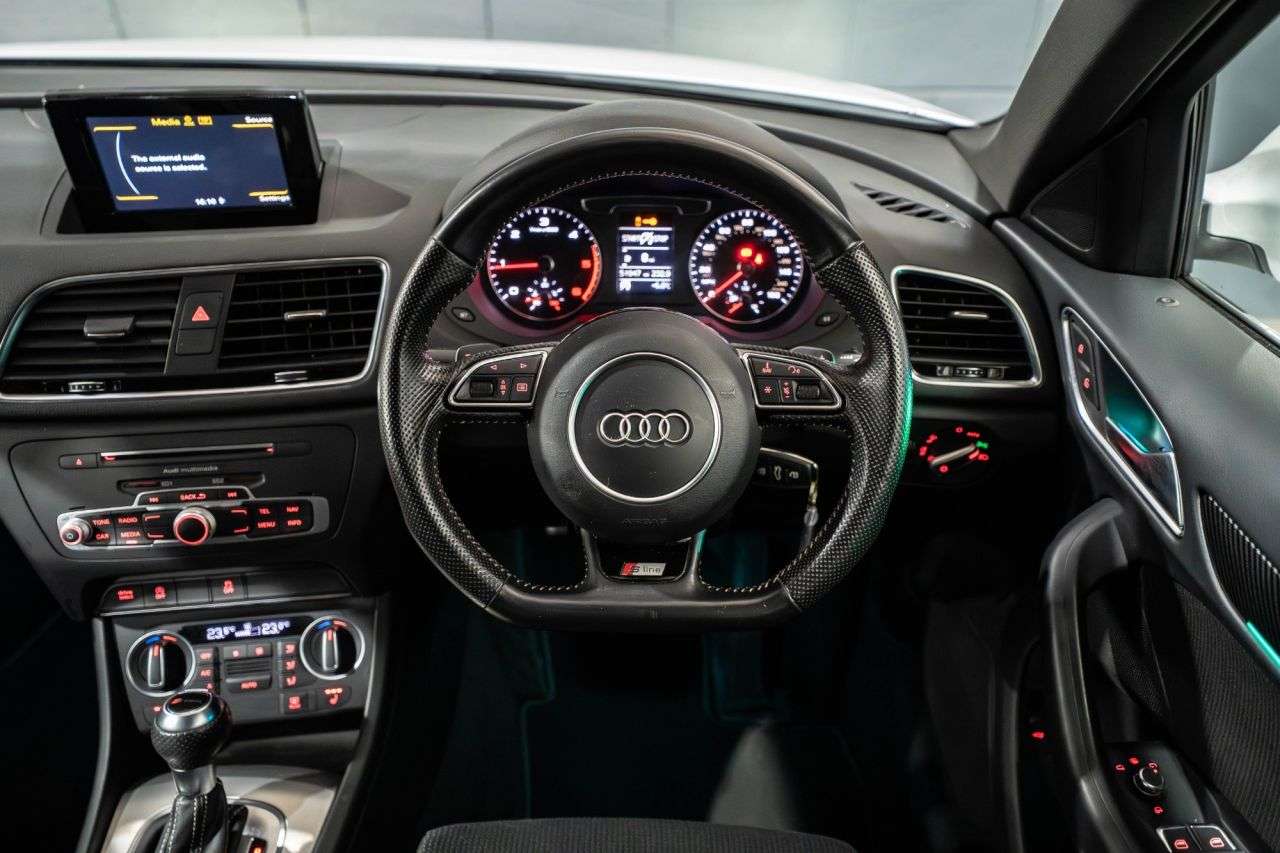 2017 AUDI Q3 2017 AUDI Q3