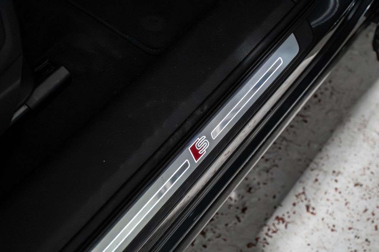 2022 AUDI E-TRON 2022 AUDI E-TRON