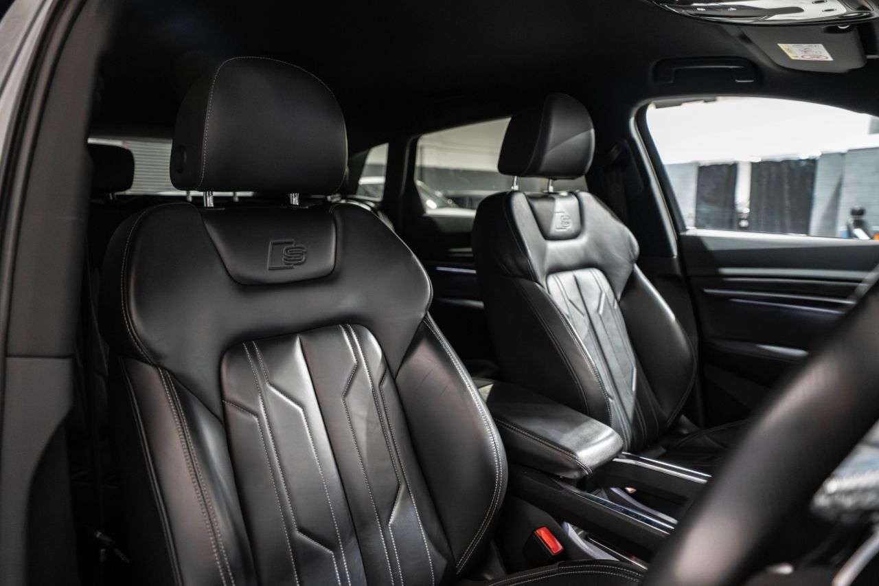 2022 AUDI E-TRON 2022 AUDI E-TRON