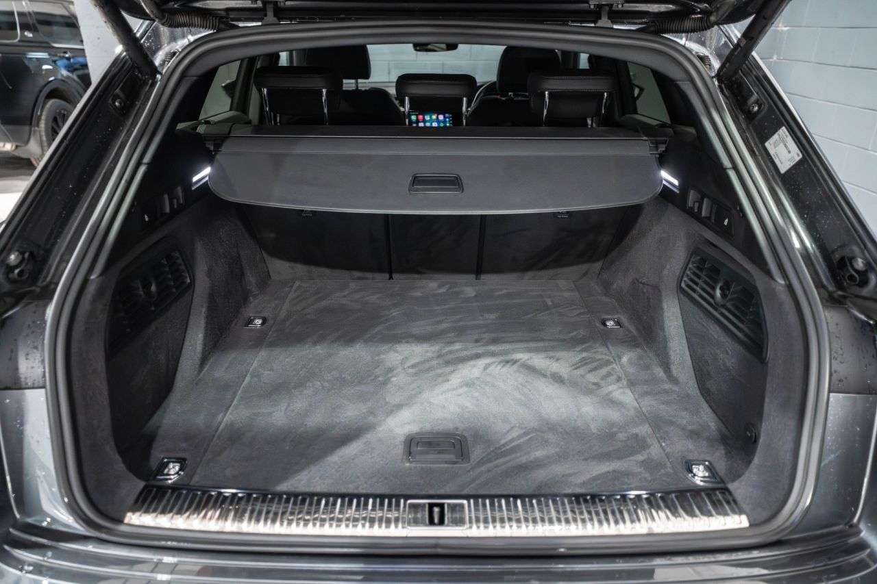 2022 AUDI E-TRON 2022 AUDI E-TRON