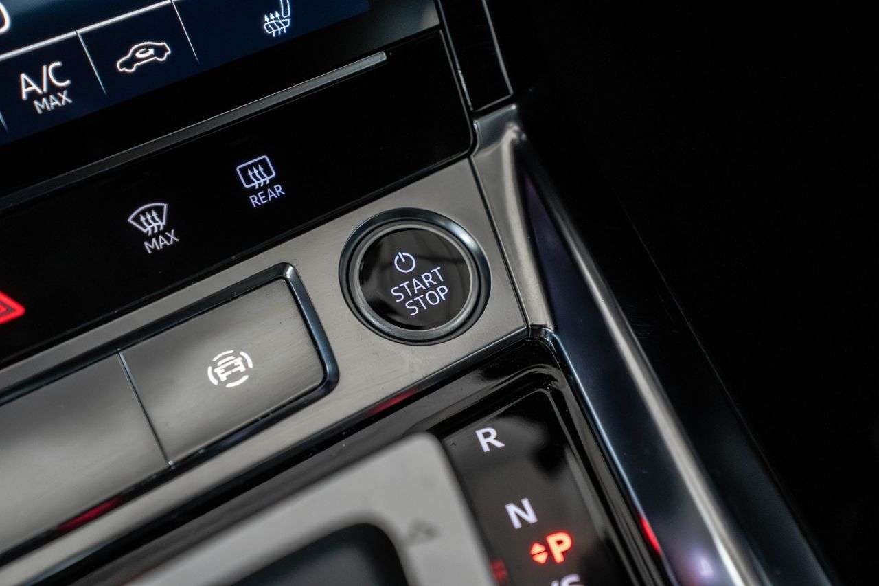 2022 AUDI E-TRON 2022 AUDI E-TRON