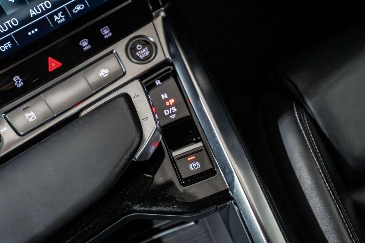 2022 AUDI E-TRON 2022 AUDI E-TRON