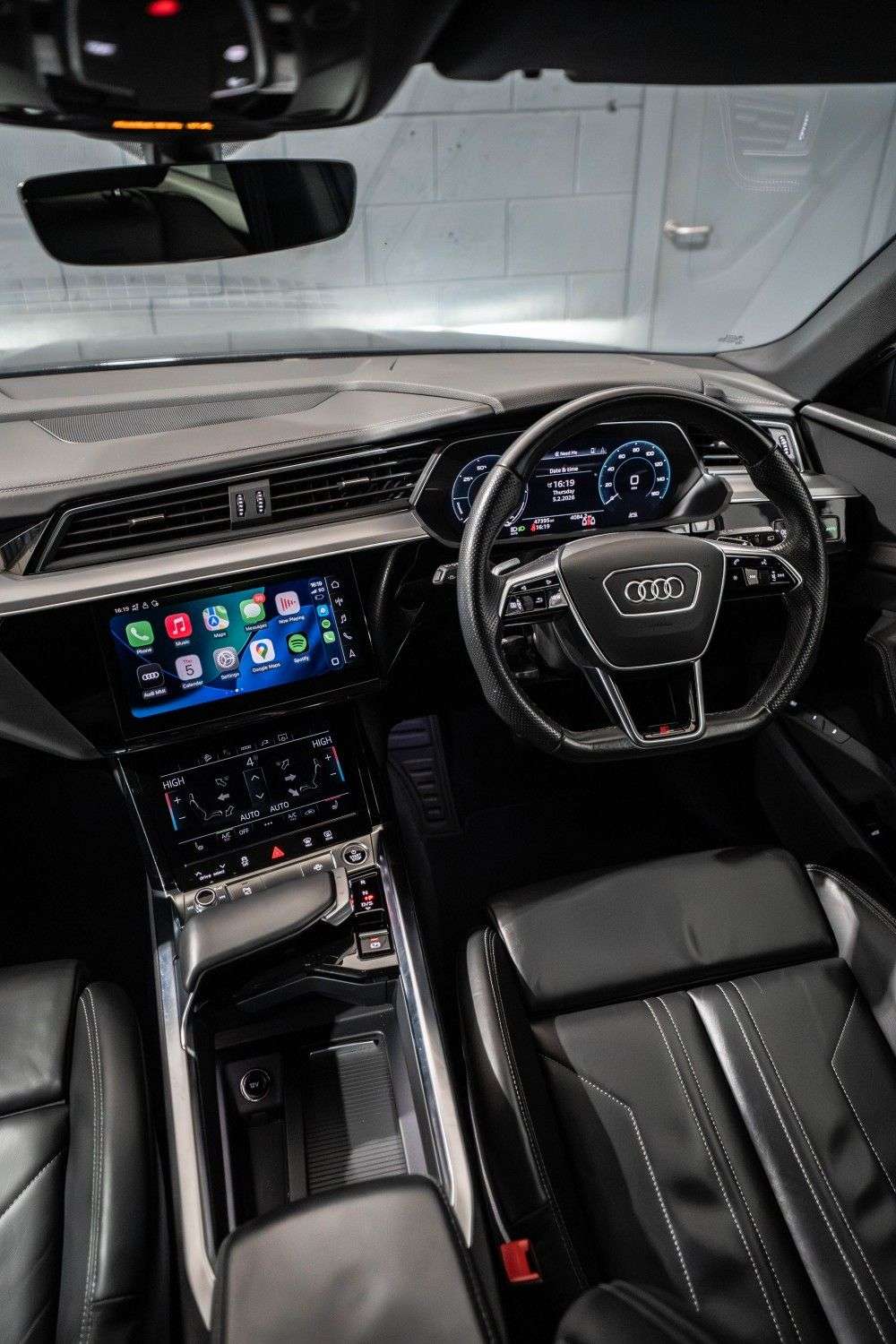 2022 AUDI E-TRON 2022 AUDI E-TRON