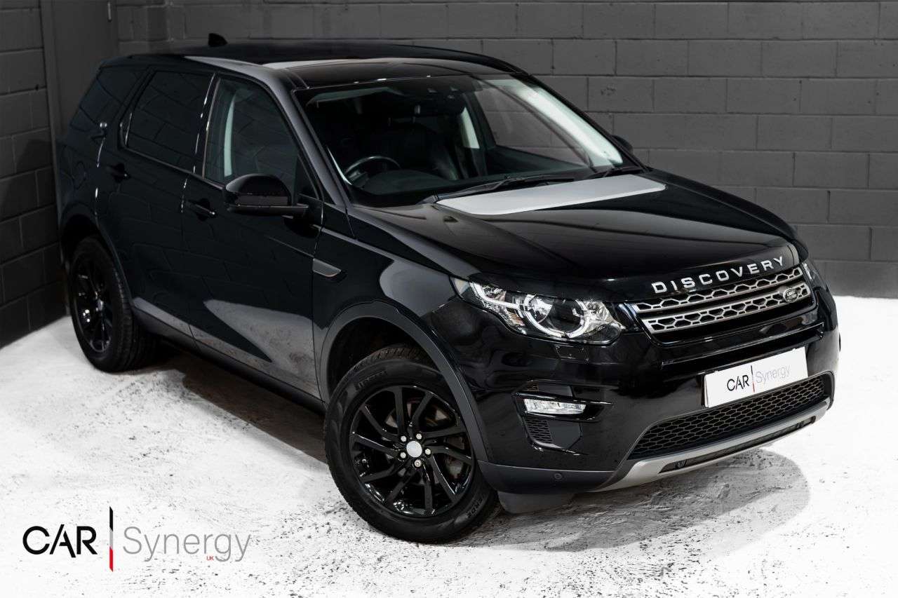 A 2018 LAND ROVER DISCOVERY SPORT 2.0 TD4 SE Tech SUV 5dr Diesel Auto 4WD Euro 6 (s/s) (180 ps) / STUNNING CA A 2018 LAND ROVER DISCOVERY SPORT 2.0 TD4 SE Tech SUV 5dr Diesel Auto 4WD Euro 6 (s/s) (180 ps) / STUNNING CA