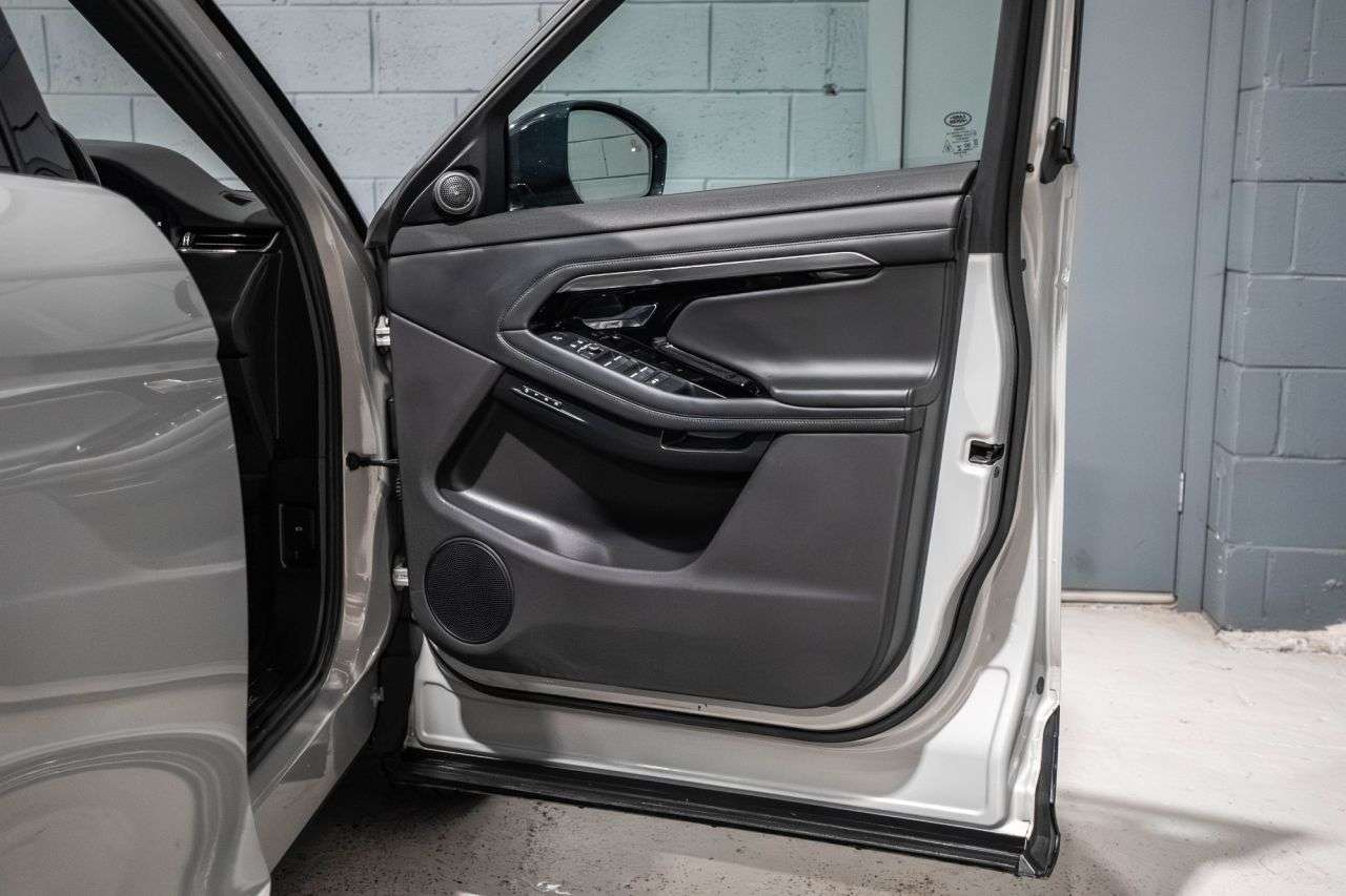 2021 LAND ROVER RANGE ROVER EVOQUE 2021 LAND ROVER RANGE ROVER EVOQUE