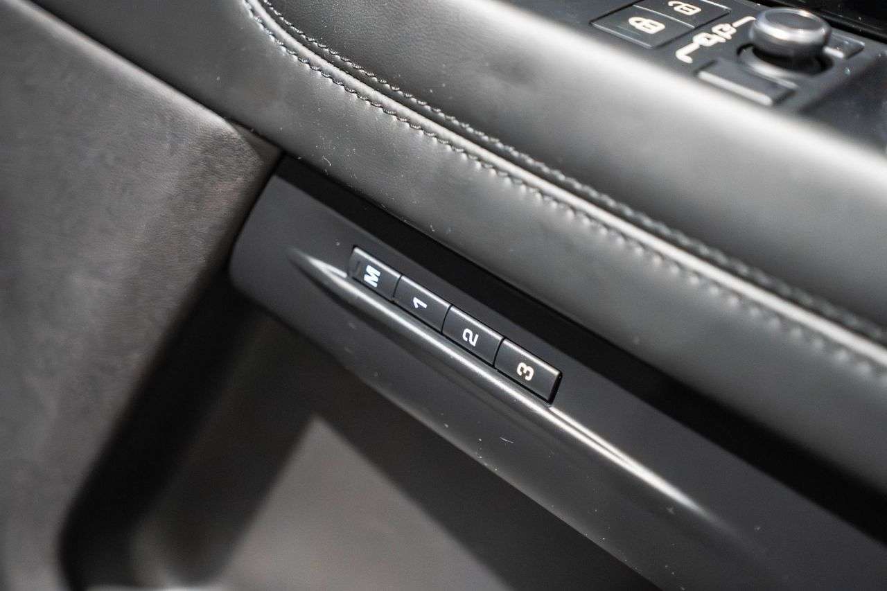 2021 LAND ROVER RANGE ROVER EVOQUE 2021 LAND ROVER RANGE ROVER EVOQUE