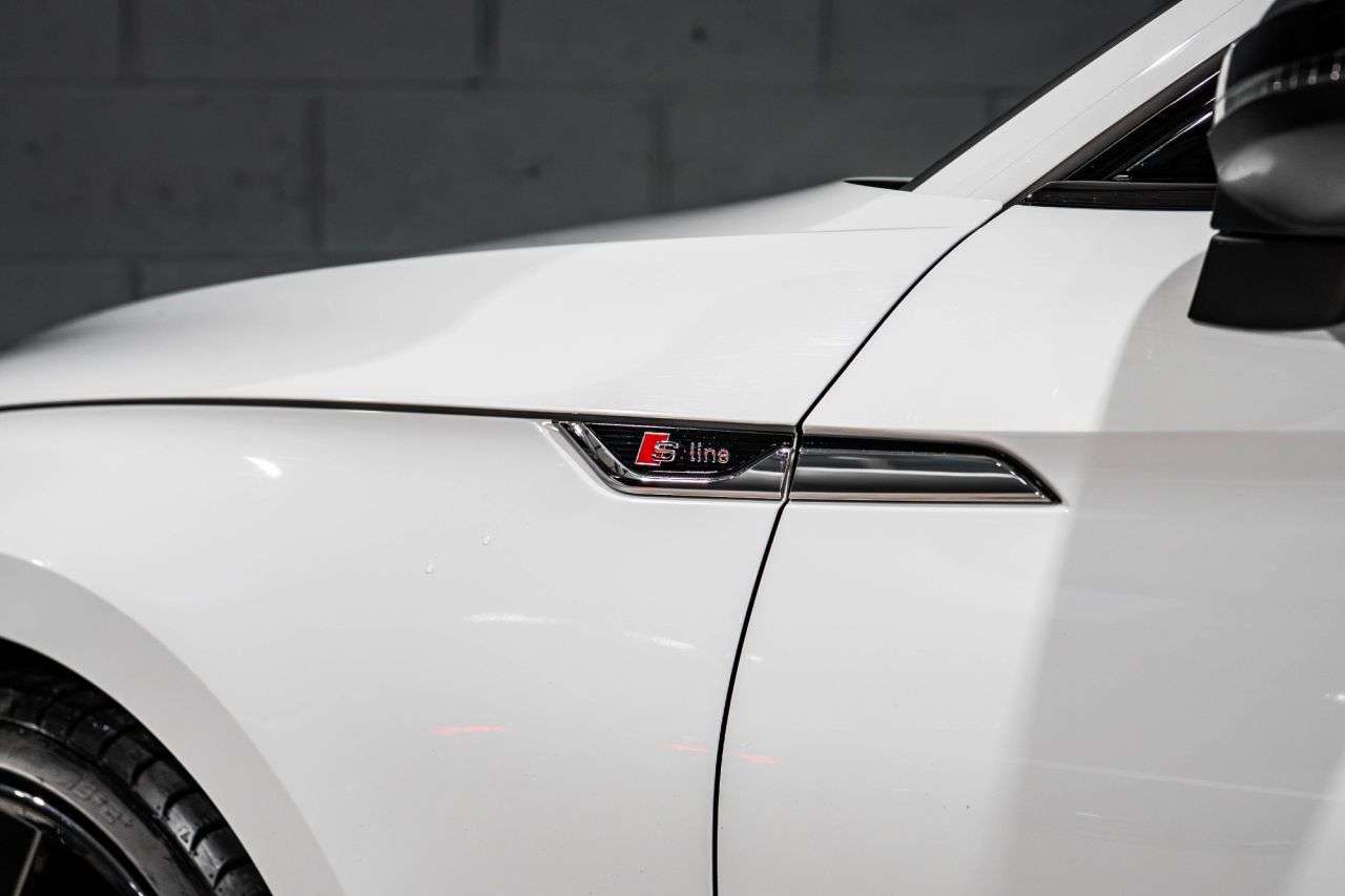 2022 AUDI A5 2022 AUDI A5