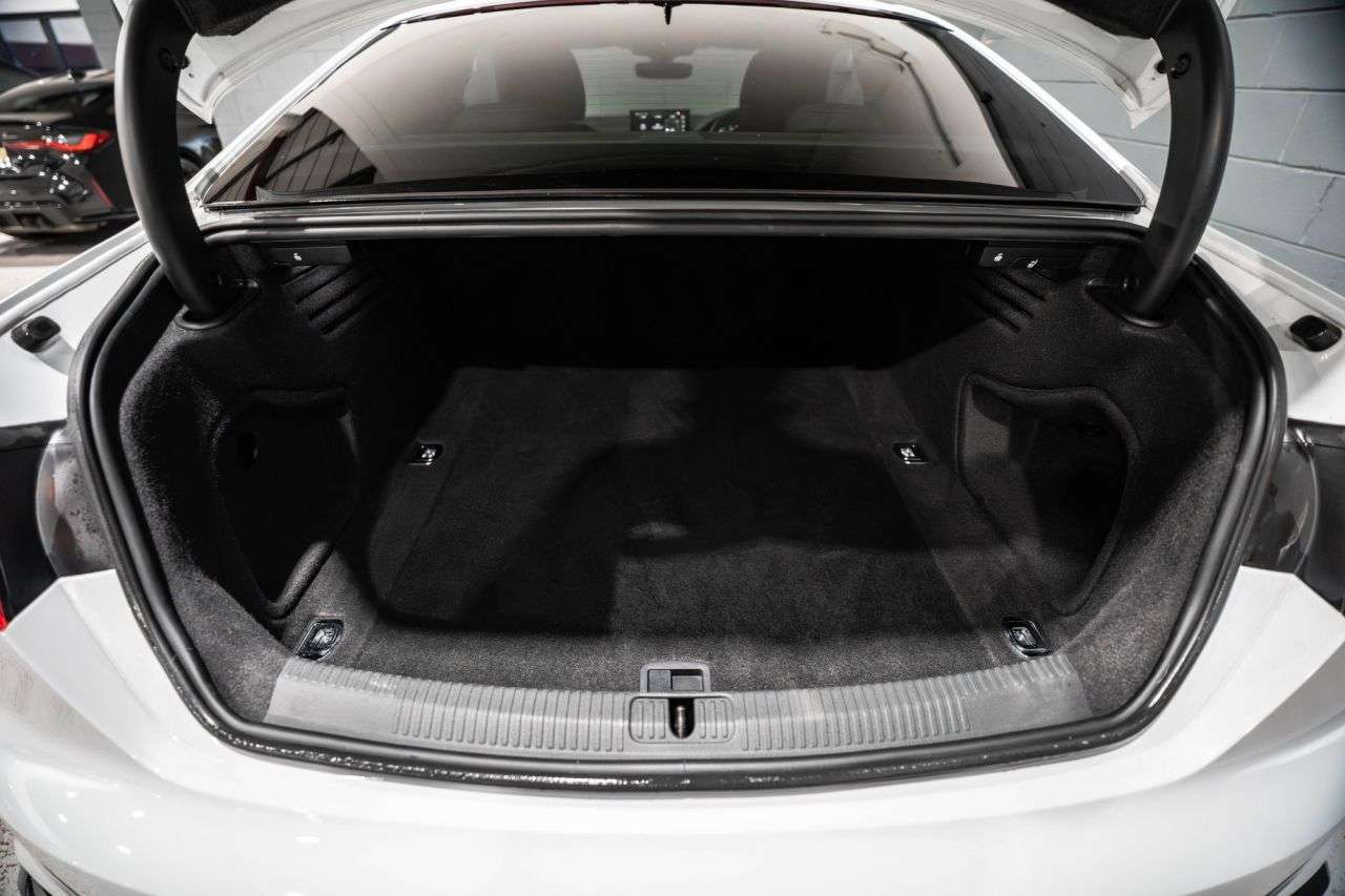 2022 AUDI A5 2022 AUDI A5