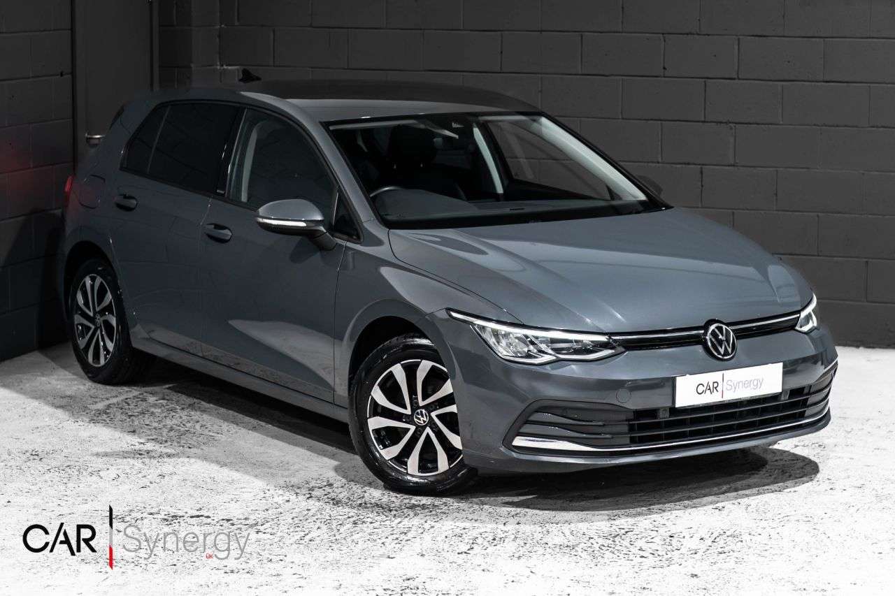 A 2021 VOLKSWAGEN GOLF 1.5 eTSI MHEV Active Hatchback 5dr Petrol Hybrid DSG Euro 6 (s/s) (150 ps) A 2021 VOLKSWAGEN GOLF 1.5 eTSI MHEV Active Hatchback 5dr Petrol Hybrid DSG Euro 6 (s/s) (150 ps)