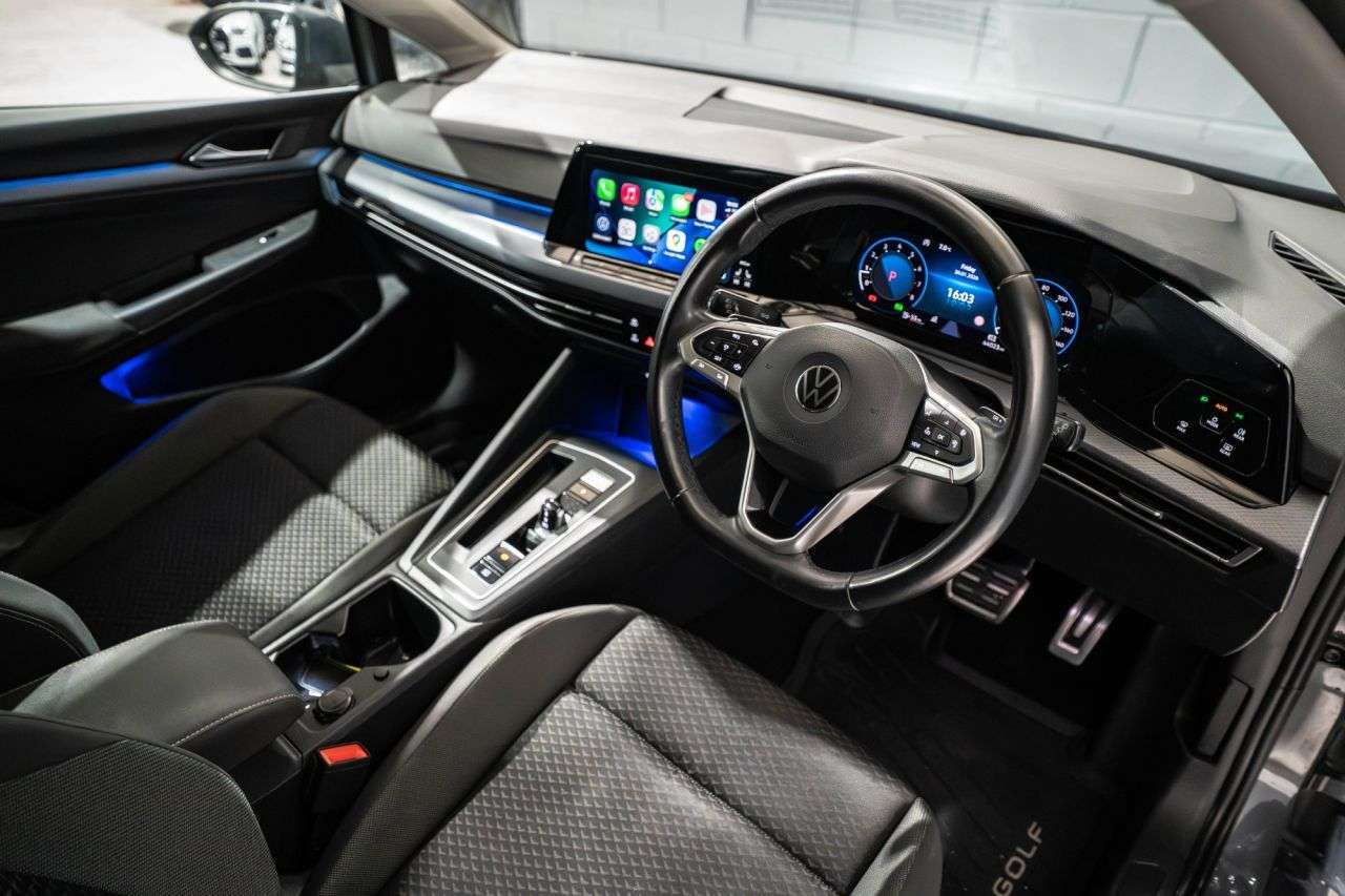 2021 VOLKSWAGEN GOLF 2021 VOLKSWAGEN GOLF