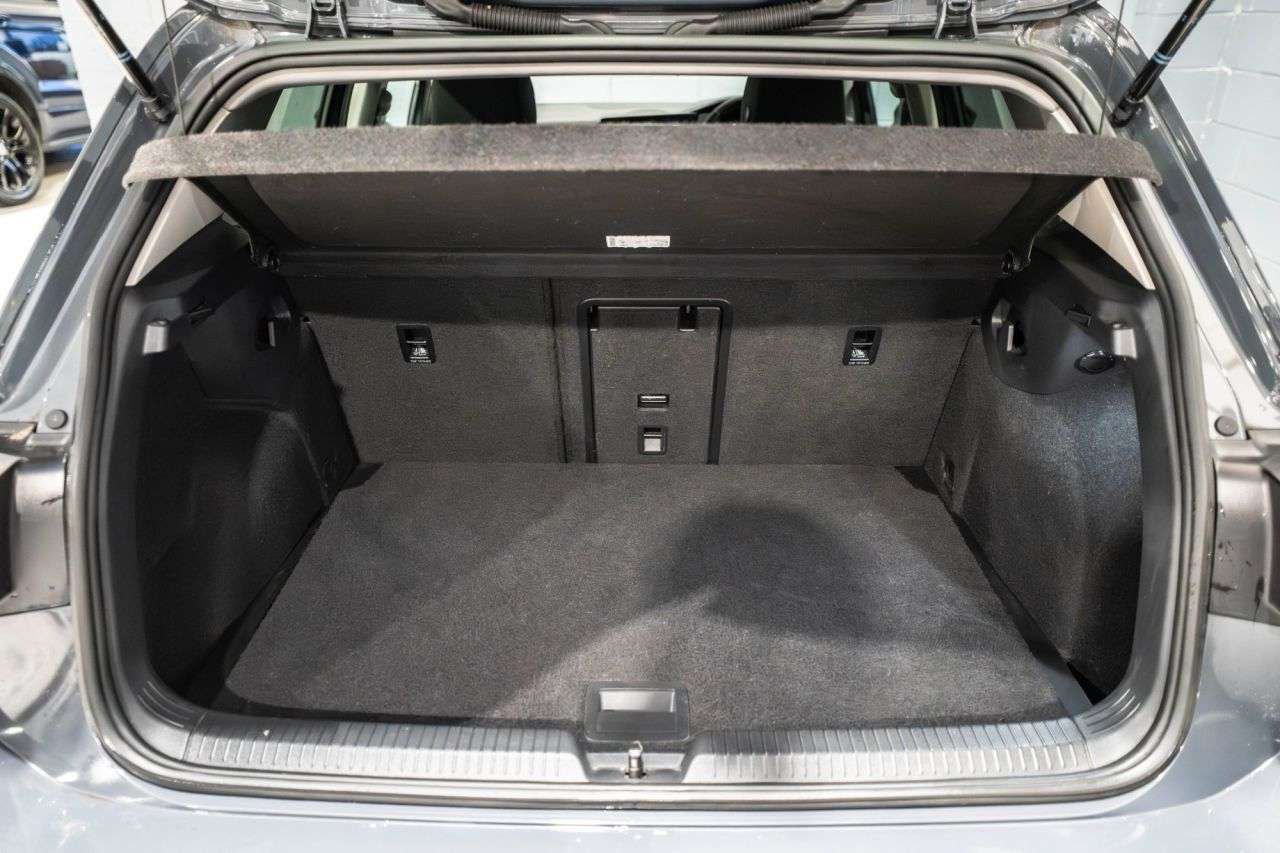 2021 VOLKSWAGEN GOLF 2021 VOLKSWAGEN GOLF