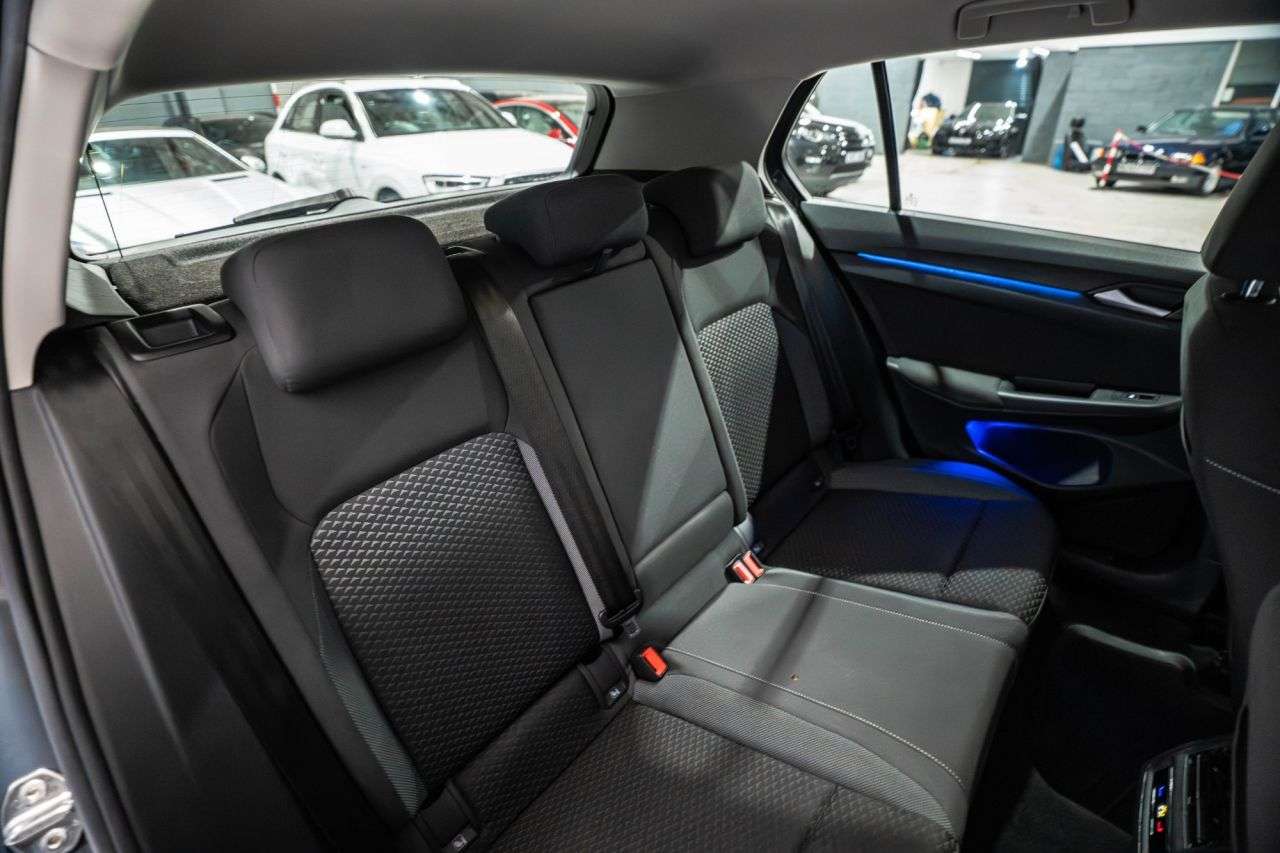 2021 VOLKSWAGEN GOLF 2021 VOLKSWAGEN GOLF