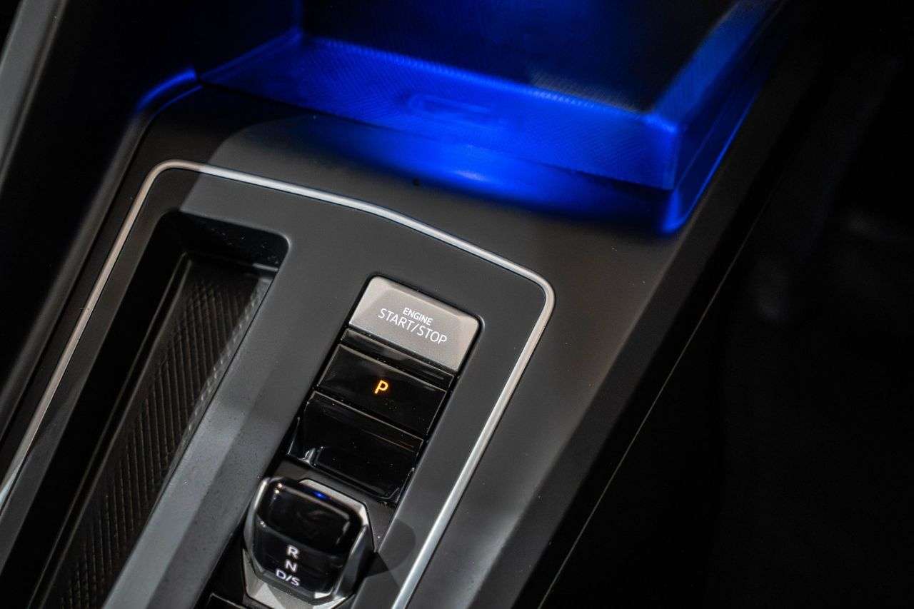 2021 VOLKSWAGEN GOLF 2021 VOLKSWAGEN GOLF