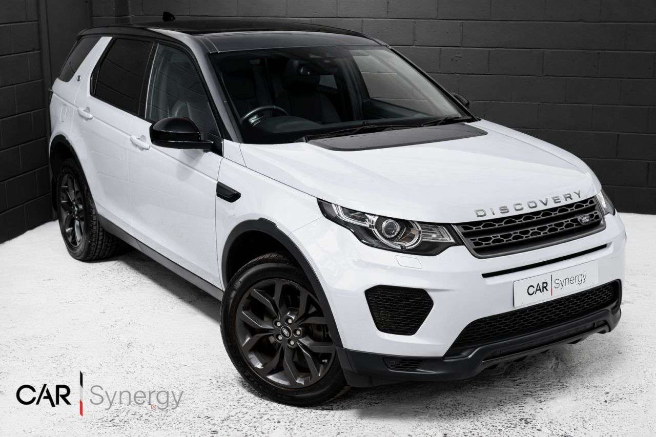A 2018 LAND ROVER DISCOVERY SPORT 2.0 TD4 Landmark SUV 5dr Diesel Auto 4WD Euro 6 (s/s) (180 ps) / STUNNING C A 2018 LAND ROVER DISCOVERY SPORT 2.0 TD4 Landmark SUV 5dr Diesel Auto 4WD Euro 6 (s/s) (180 ps) / STUNNING C