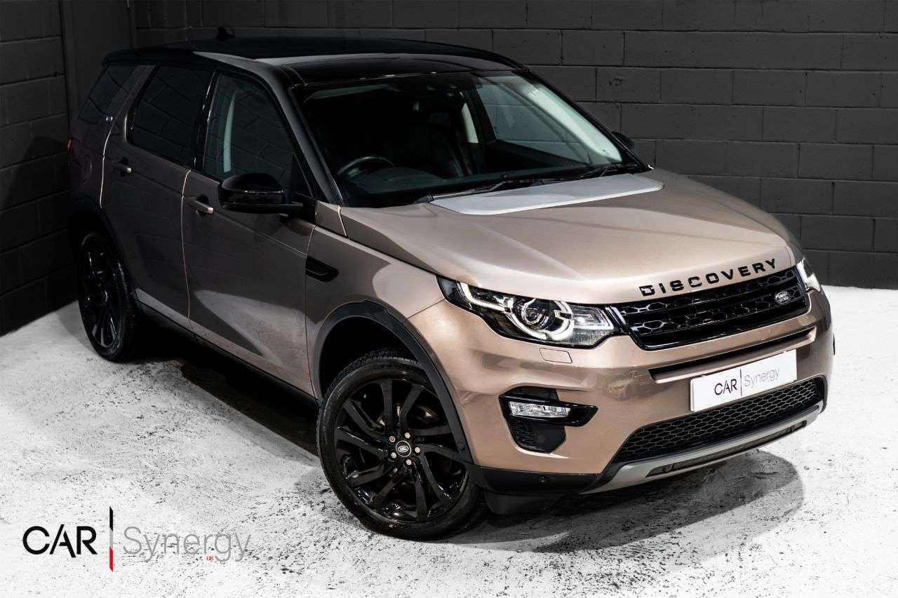 A 2017 LAND ROVER DISCOVERY SPORT 2.0 TD4 HSE Black SUV 5dr Diesel Auto 4WD Euro 6 (s/s) (180 ps) / STUNNING A 2017 LAND ROVER DISCOVERY SPORT 2.0 TD4 HSE Black SUV 5dr Diesel Auto 4WD Euro 6 (s/s) (180 ps) / STUNNING