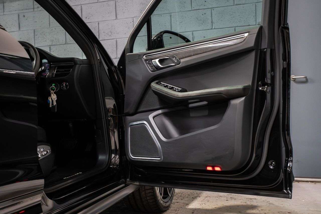 2022 PORSCHE MACAN 2022 PORSCHE MACAN