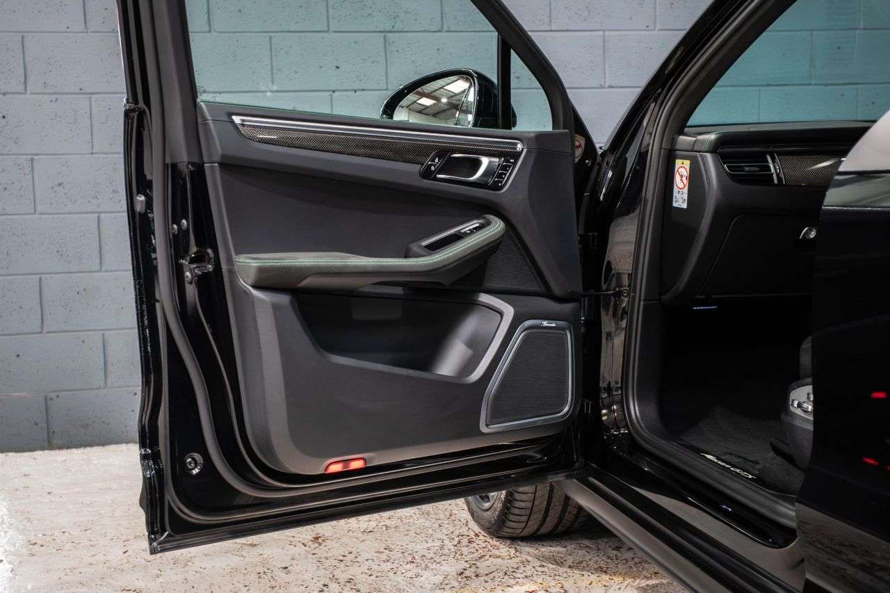 2022 PORSCHE MACAN 2022 PORSCHE MACAN