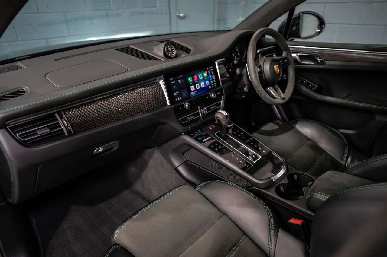 2022 PORSCHE MACAN 2022 PORSCHE MACAN