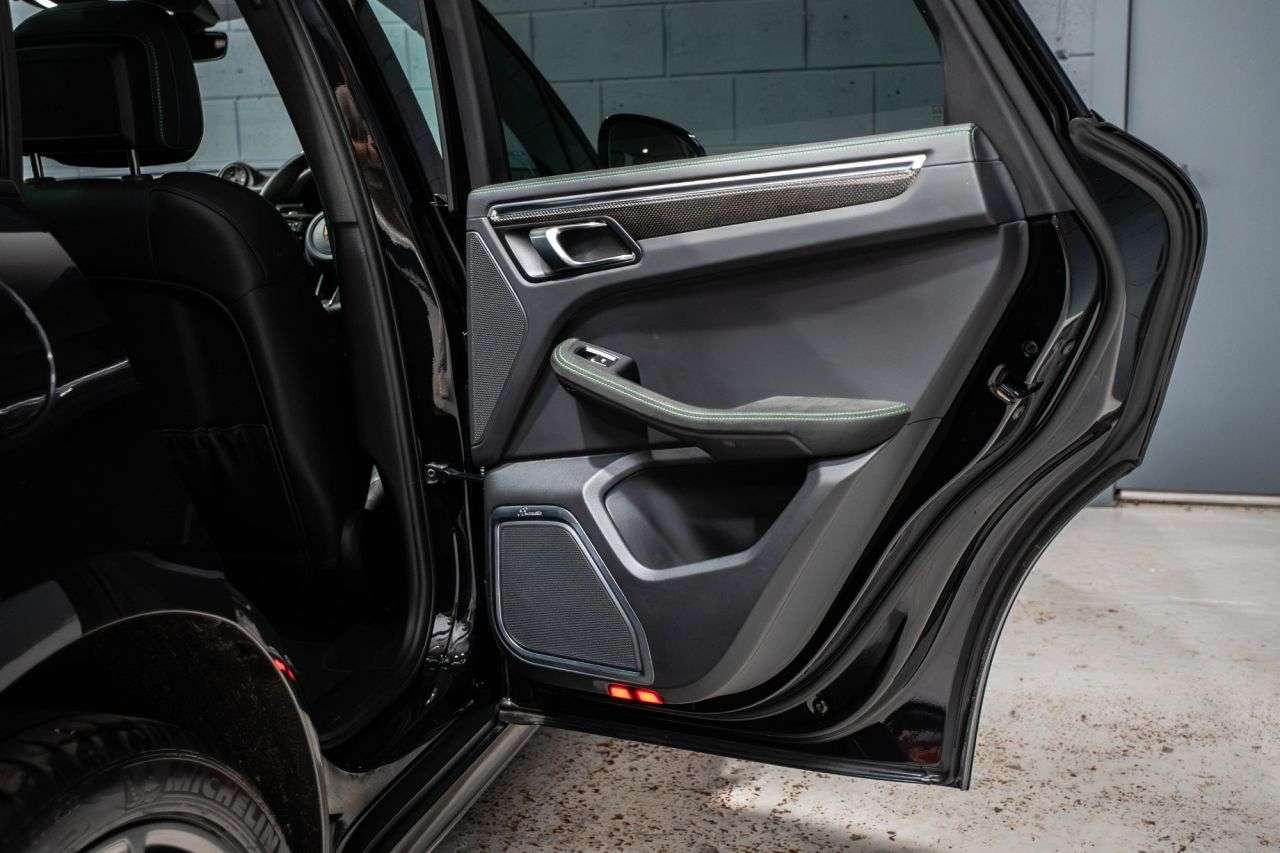 2022 PORSCHE MACAN 2022 PORSCHE MACAN