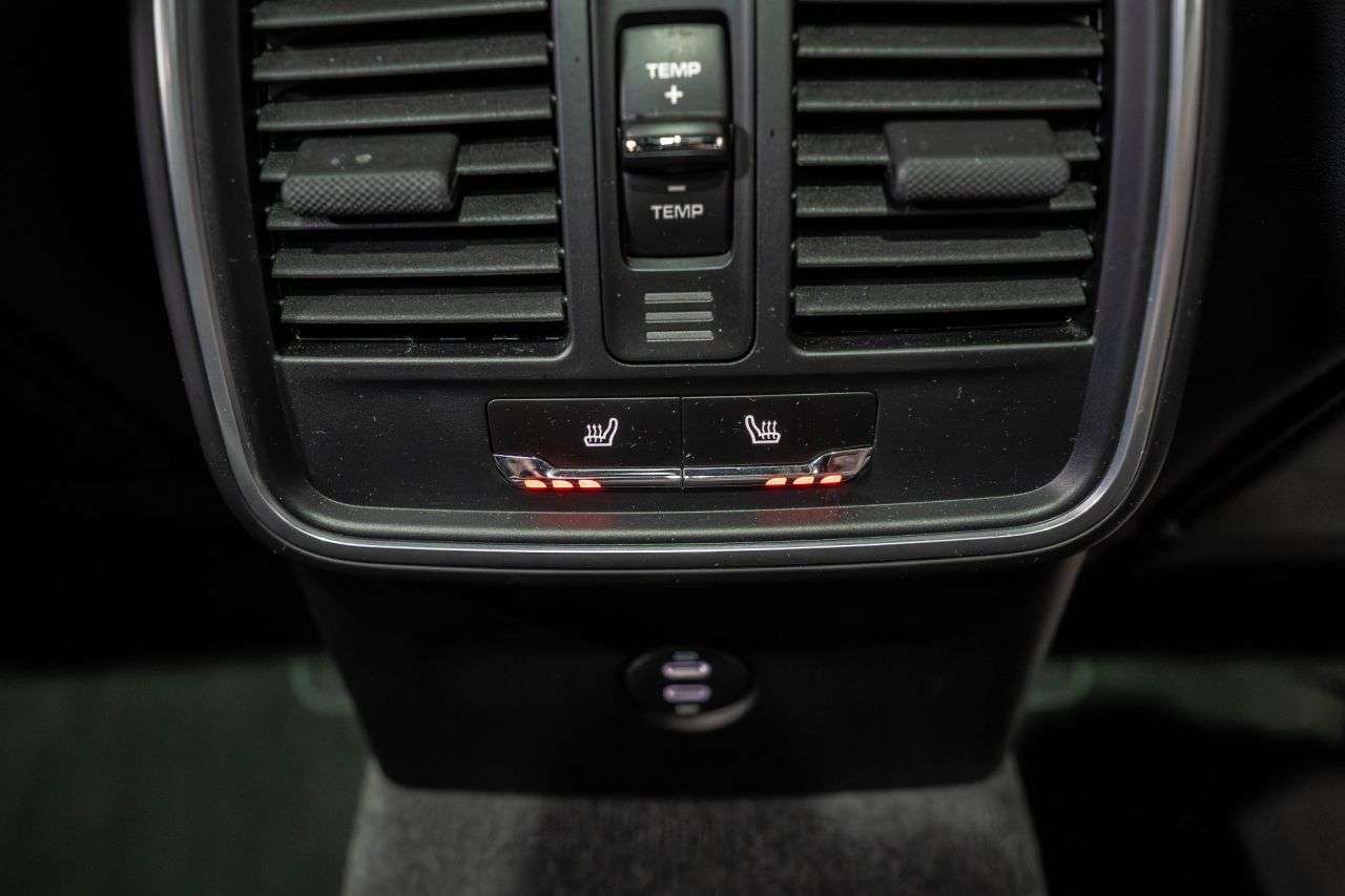 2022 PORSCHE MACAN 2022 PORSCHE MACAN