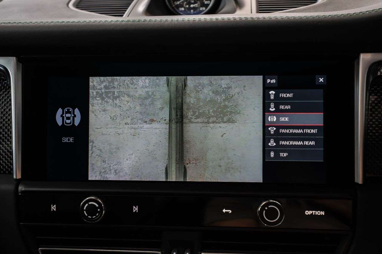 2022 PORSCHE MACAN 2022 PORSCHE MACAN