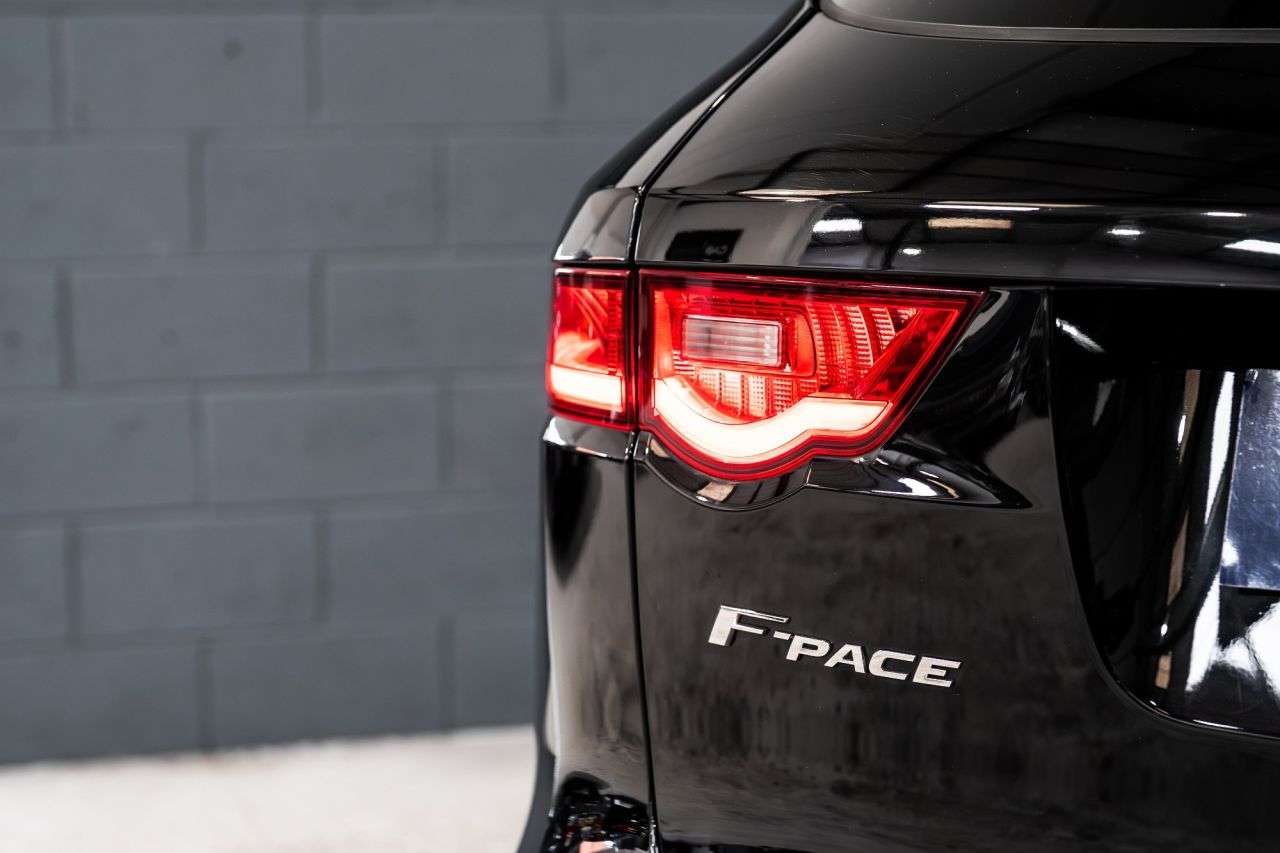 2016 JAGUAR F-PACE 2016 JAGUAR F-PACE