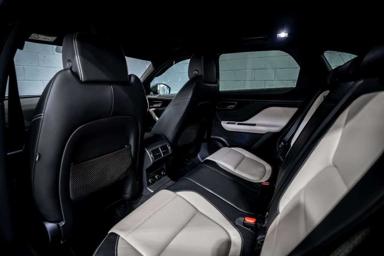 2016 JAGUAR F-PACE 2016 JAGUAR F-PACE