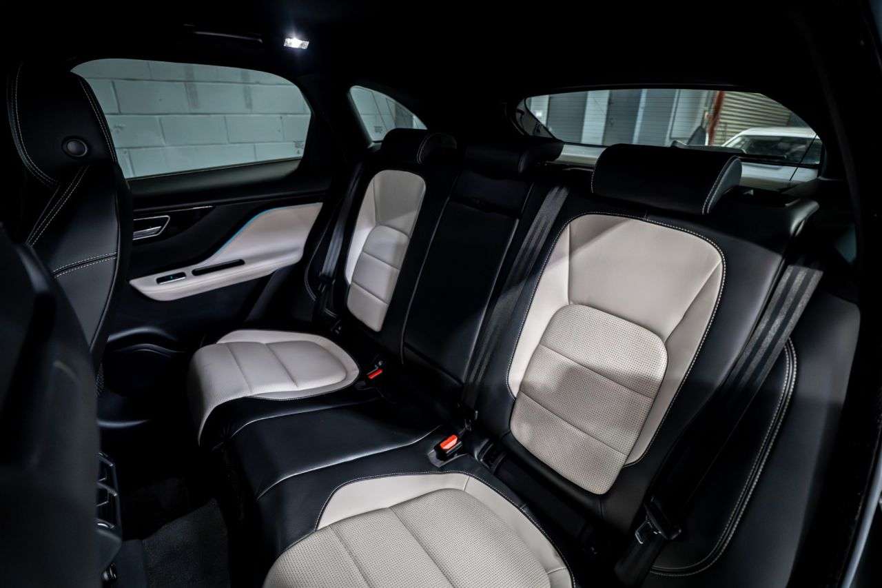 2016 JAGUAR F-PACE 2016 JAGUAR F-PACE