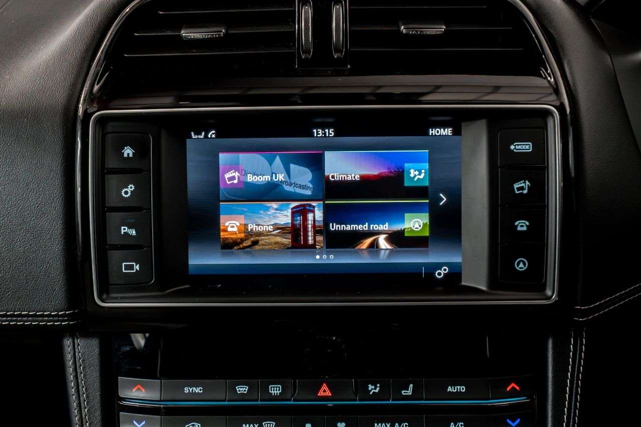 2016 JAGUAR F-PACE 2016 JAGUAR F-PACE