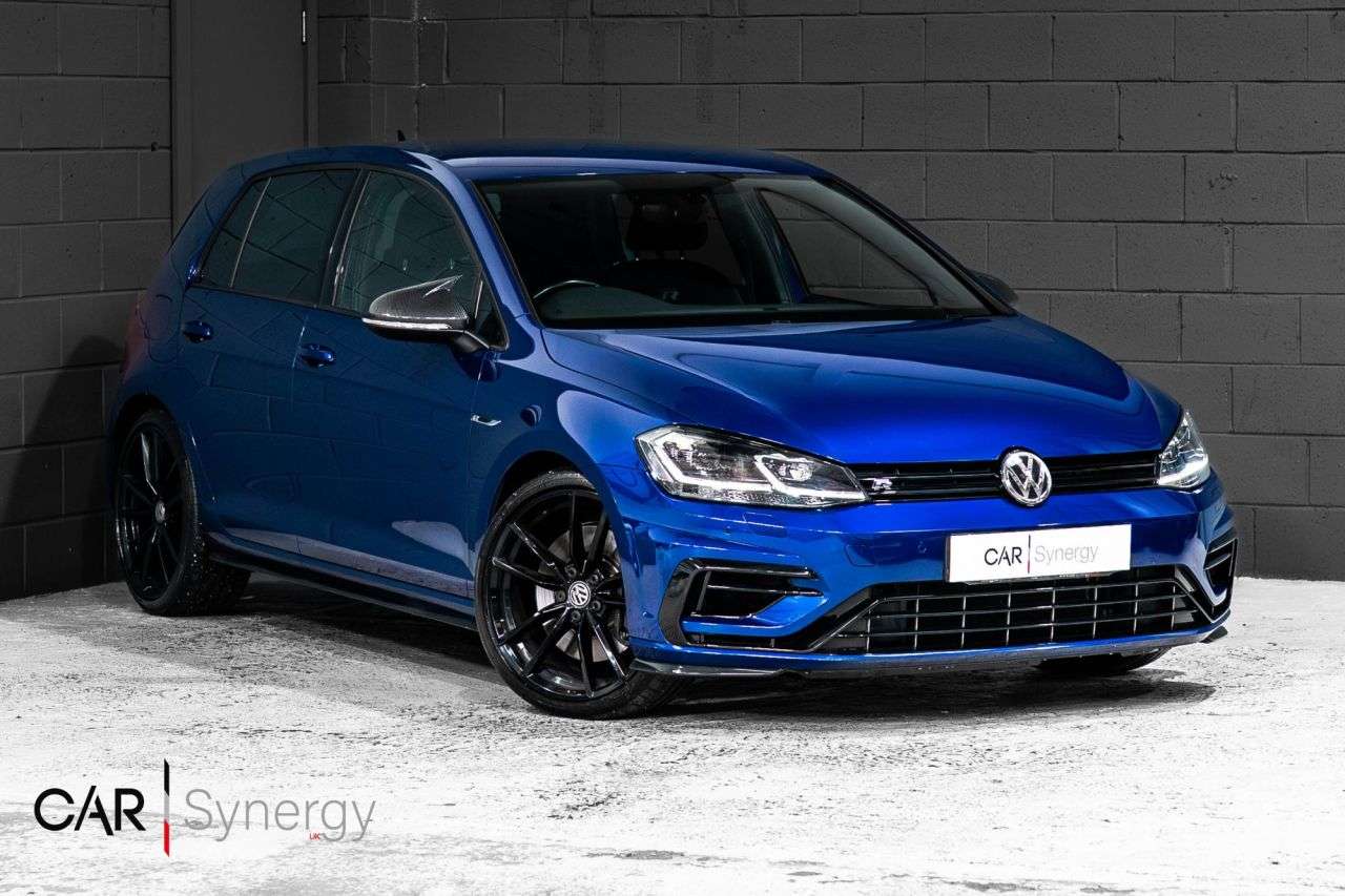 A 2019 VOLKSWAGEN GOLF 2.0 TSI R Hatchback 5dr Petrol DSG 4Motion Euro 6 (s/s) (300 ps) / STUNNING A 2019 VOLKSWAGEN GOLF 2.0 TSI R Hatchback 5dr Petrol DSG 4Motion Euro 6 (s/s) (300 ps) / STUNNING