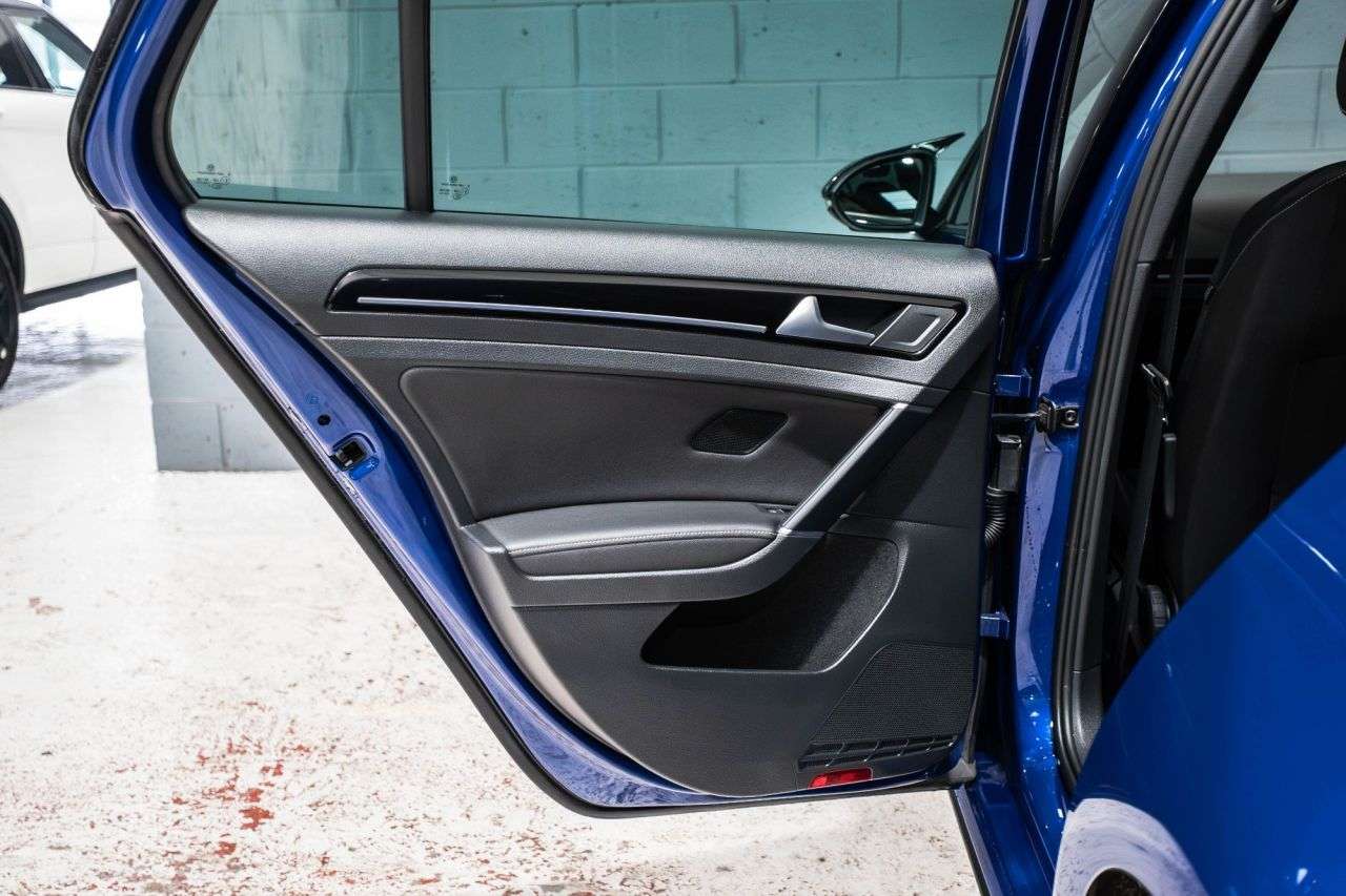 2019 VOLKSWAGEN GOLF 2019 VOLKSWAGEN GOLF