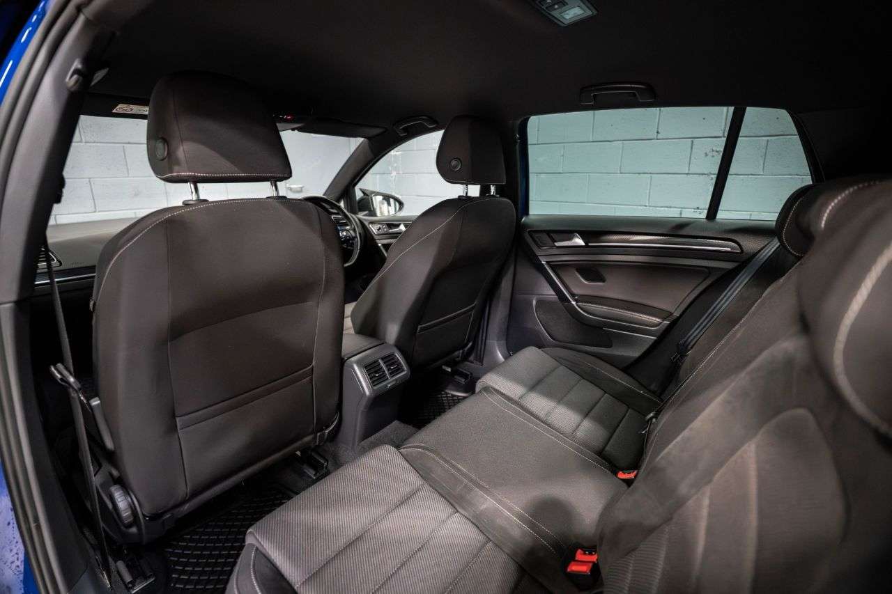 2019 VOLKSWAGEN GOLF 2019 VOLKSWAGEN GOLF