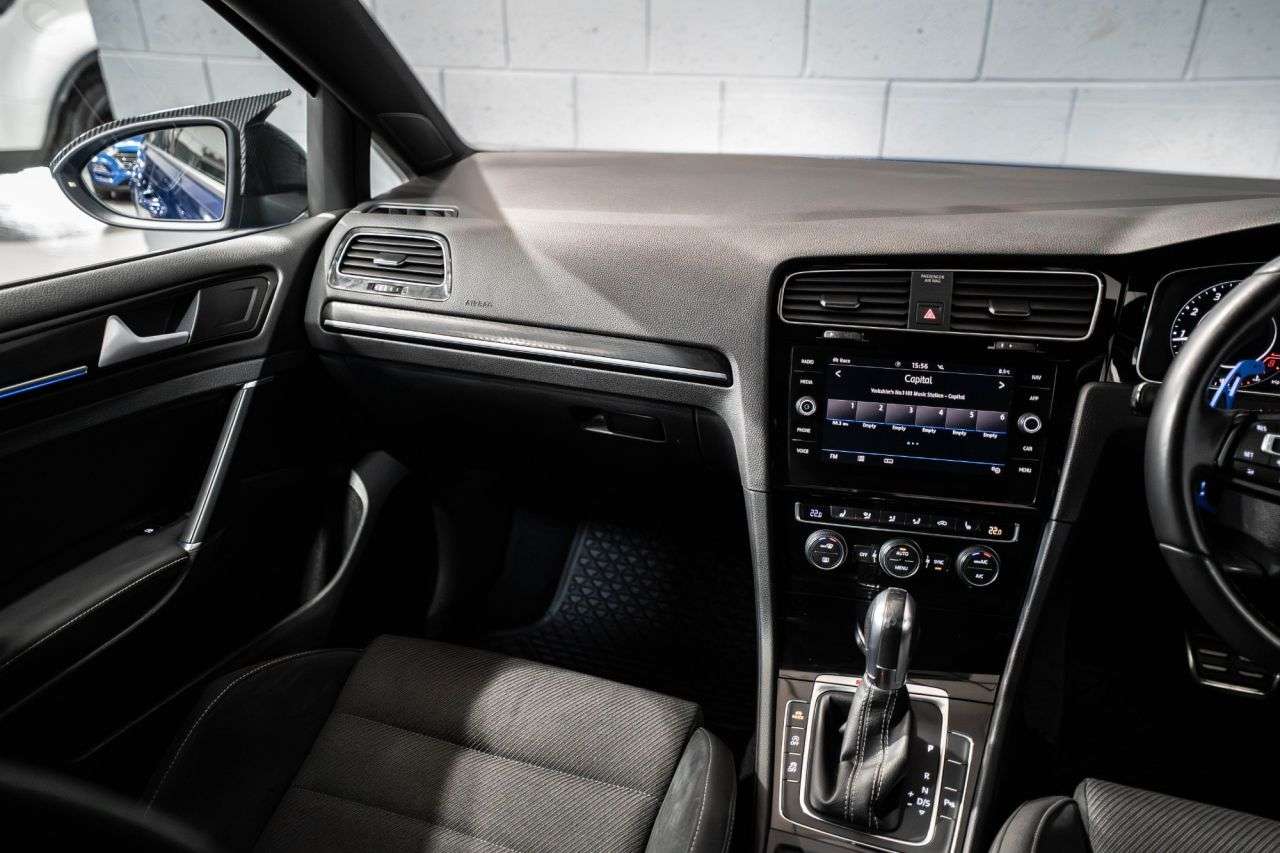 2019 VOLKSWAGEN GOLF 2019 VOLKSWAGEN GOLF