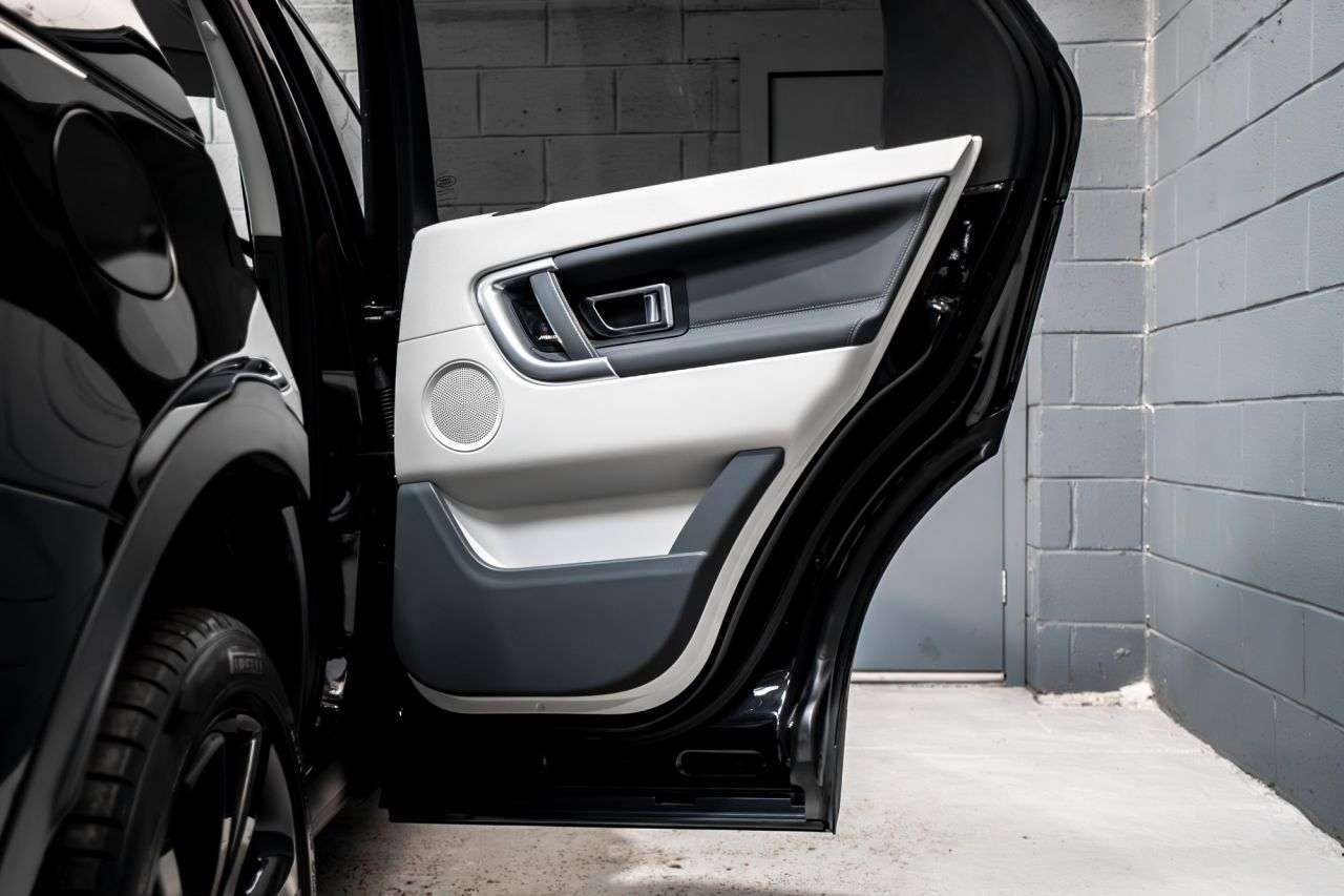 2017 LAND ROVER DISCOVERY SPORT 2017 LAND ROVER DISCOVERY SPORT