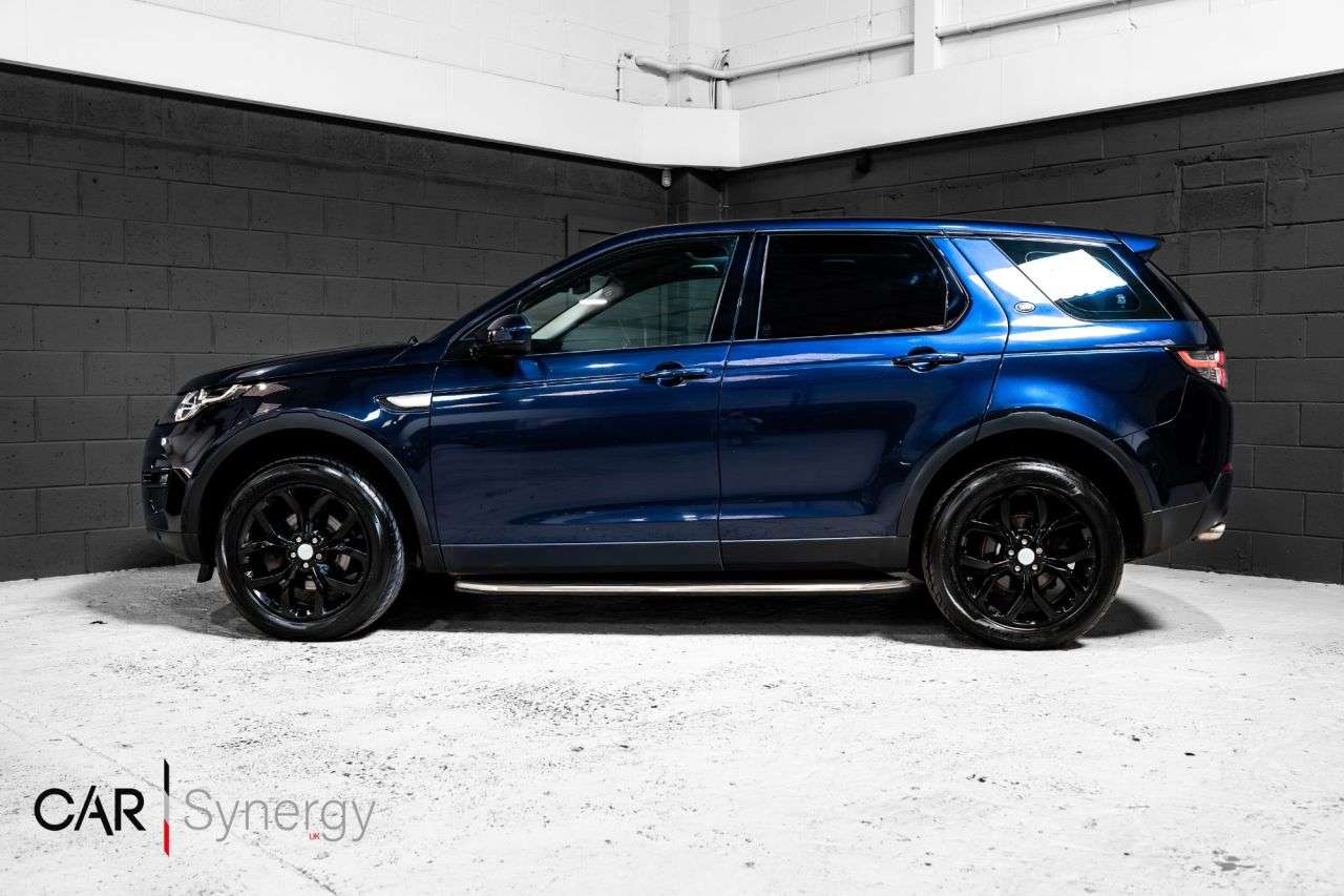 A 2017 LAND ROVER DISCOVERY SPORT 2.0 TD4 HSE SUV 5dr Diesel Auto 4WD Euro 6 (s/s) (180 ps) / STUNNING CAR! A 2017 LAND ROVER DISCOVERY SPORT 2.0 TD4 HSE SUV 5dr Diesel Auto 4WD Euro 6 (s/s) (180 ps) / STUNNING CAR!