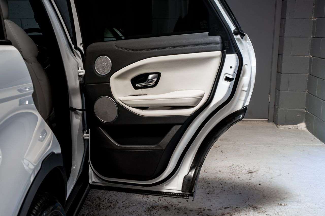 2017 LAND ROVER RANGE ROVER EVOQUE 2017 LAND ROVER RANGE ROVER EVOQUE