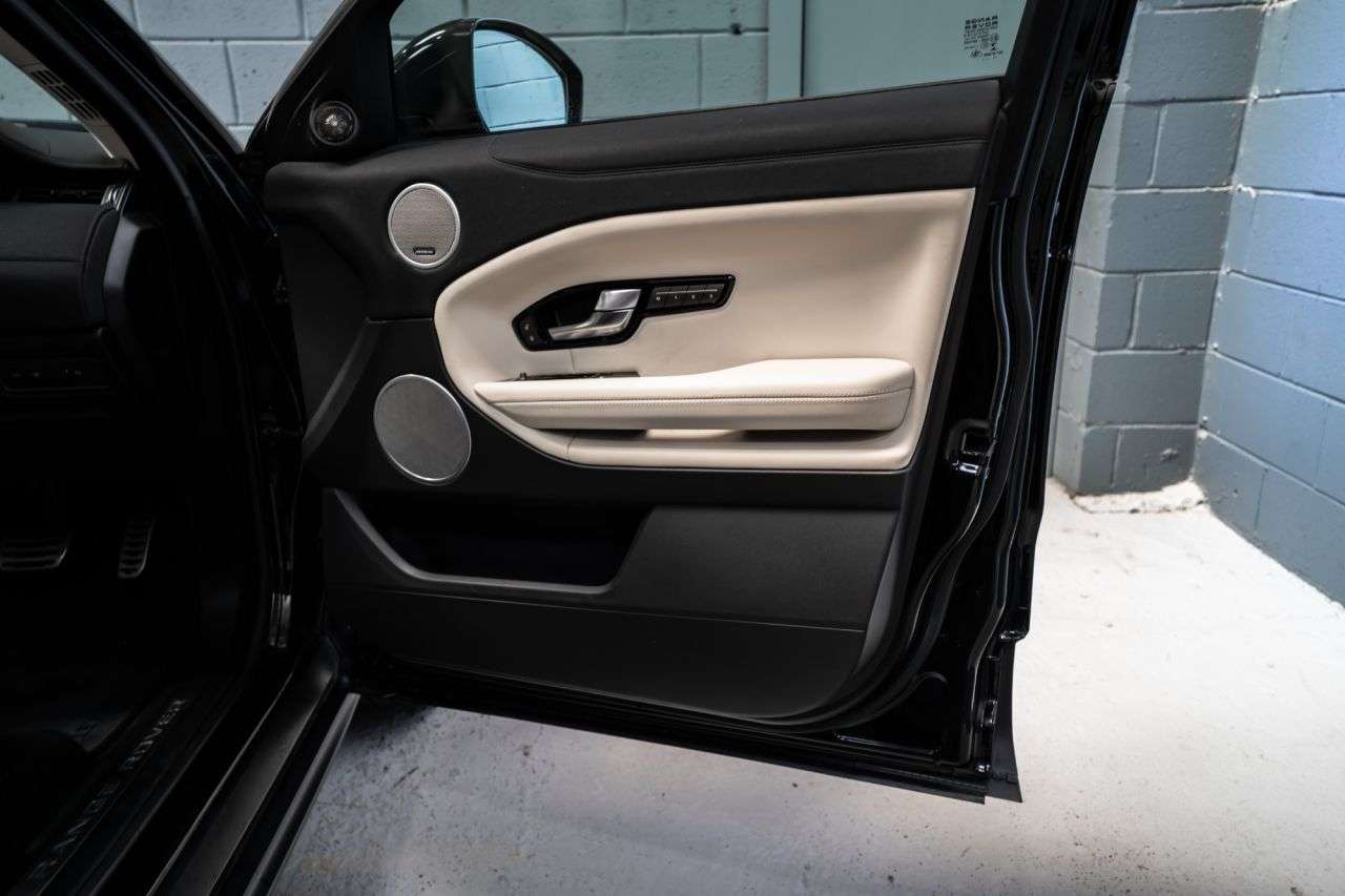 2017 LAND ROVER RANGE ROVER EVOQUE 2017 LAND ROVER RANGE ROVER EVOQUE