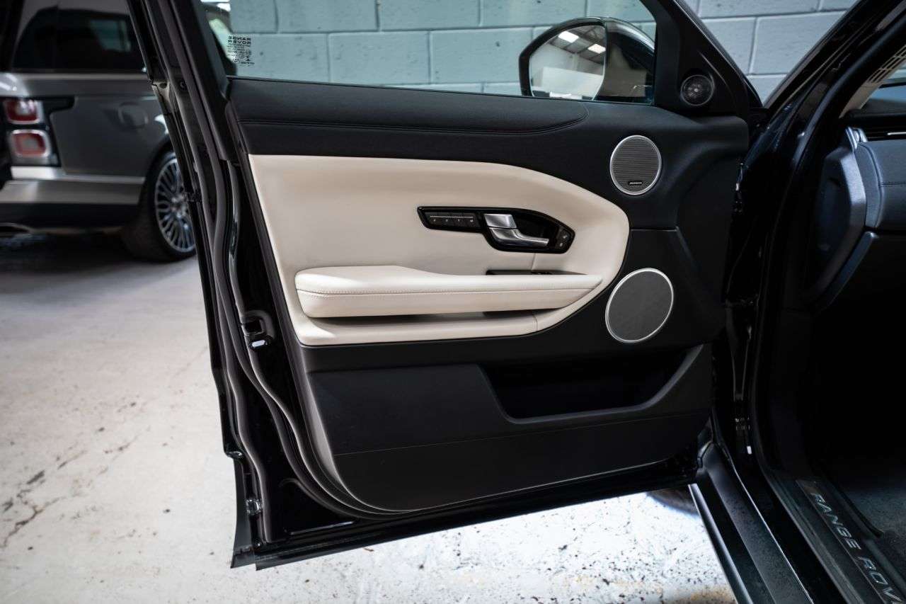 2017 LAND ROVER RANGE ROVER EVOQUE 2017 LAND ROVER RANGE ROVER EVOQUE