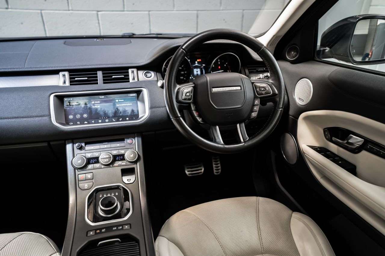 2017 LAND ROVER RANGE ROVER EVOQUE 2017 LAND ROVER RANGE ROVER EVOQUE