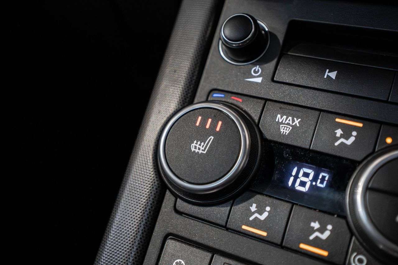 2019 LAND ROVER RANGE ROVER EVOQUE 2019 LAND ROVER RANGE ROVER EVOQUE