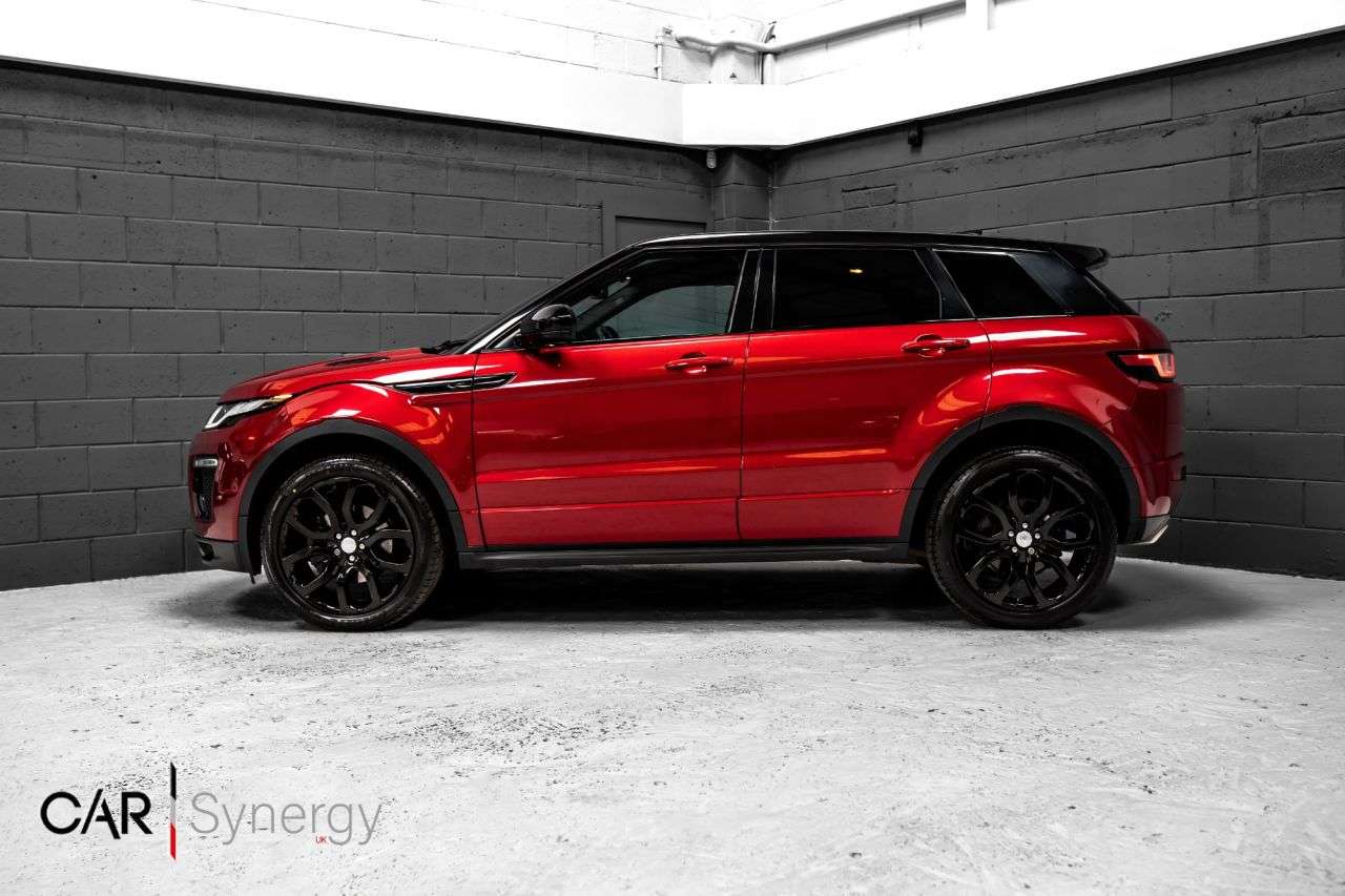 A 2018 LAND ROVER RANGE ROVER EVOQUE 2.0 TD4 HSE Dynamic SUV 5dr Diesel Auto 4WD Euro 6 (s/s) (180 ps) / STUNNIN A 2018 LAND ROVER RANGE ROVER EVOQUE 2.0 TD4 HSE Dynamic SUV 5dr Diesel Auto 4WD Euro 6 (s/s) (180 ps) / STUNNIN