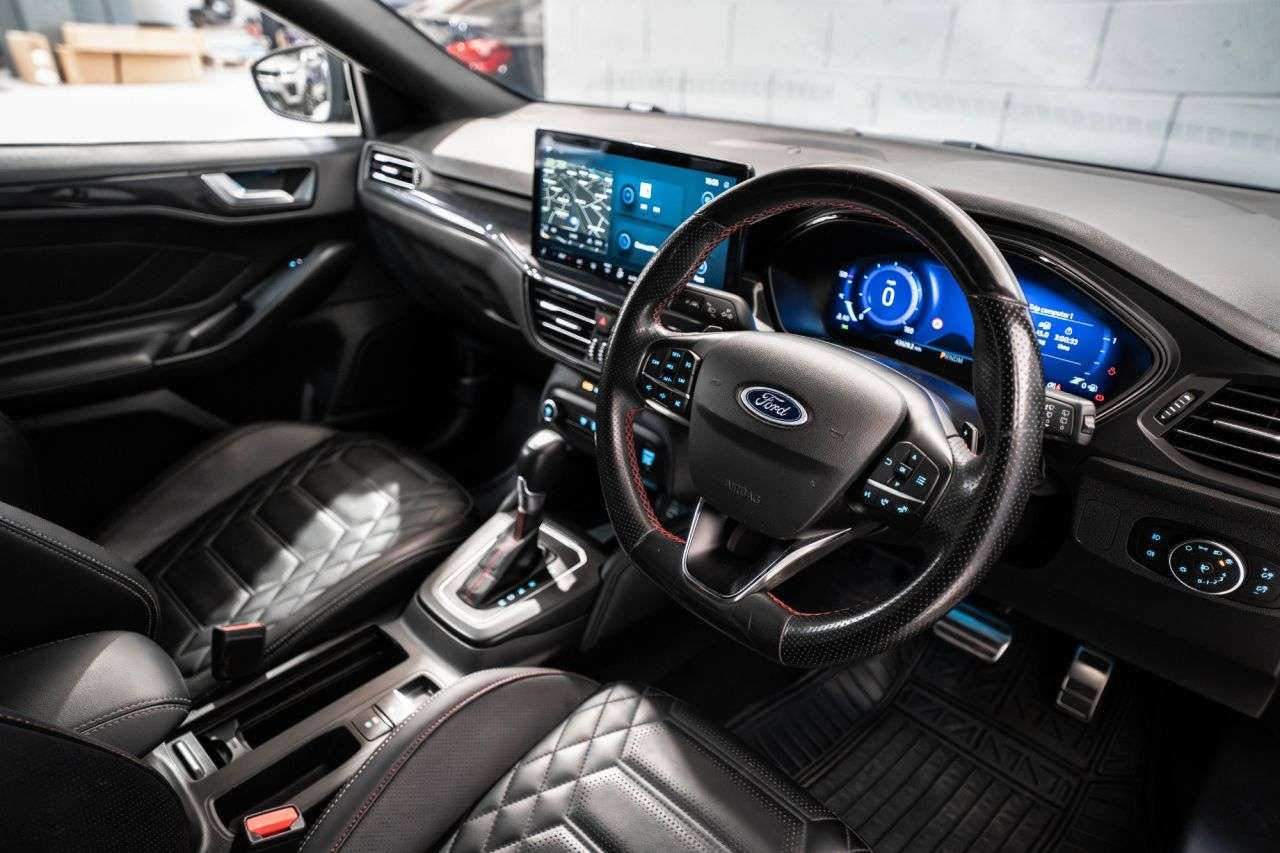 2022 FORD FOCUS 2022 FORD FOCUS
