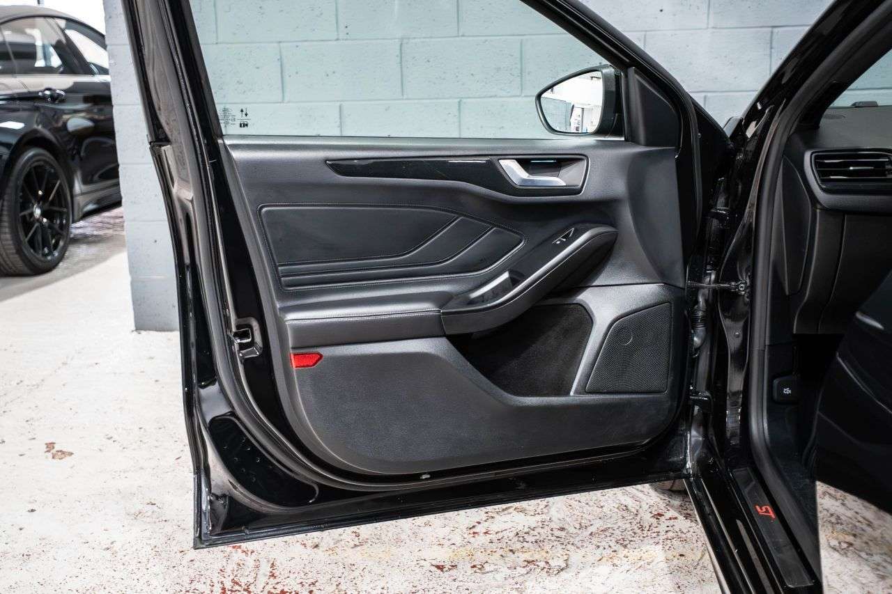 2022 FORD FOCUS 2022 FORD FOCUS