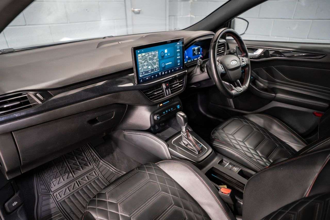 2022 FORD FOCUS 2022 FORD FOCUS