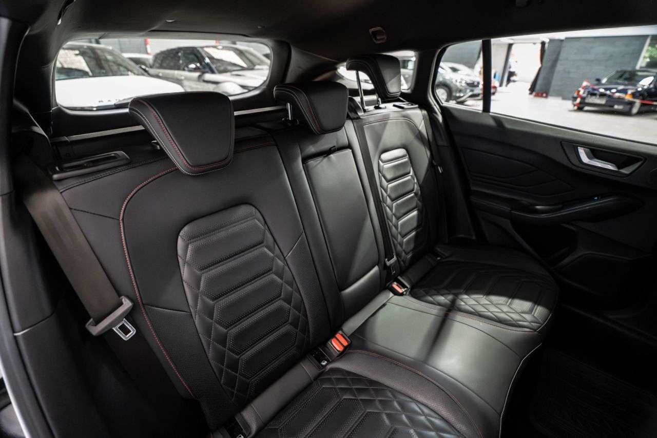 2022 FORD FOCUS 2022 FORD FOCUS