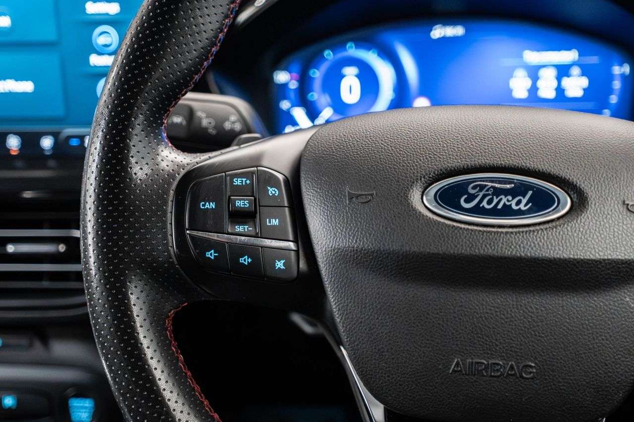 2022 FORD FOCUS 2022 FORD FOCUS