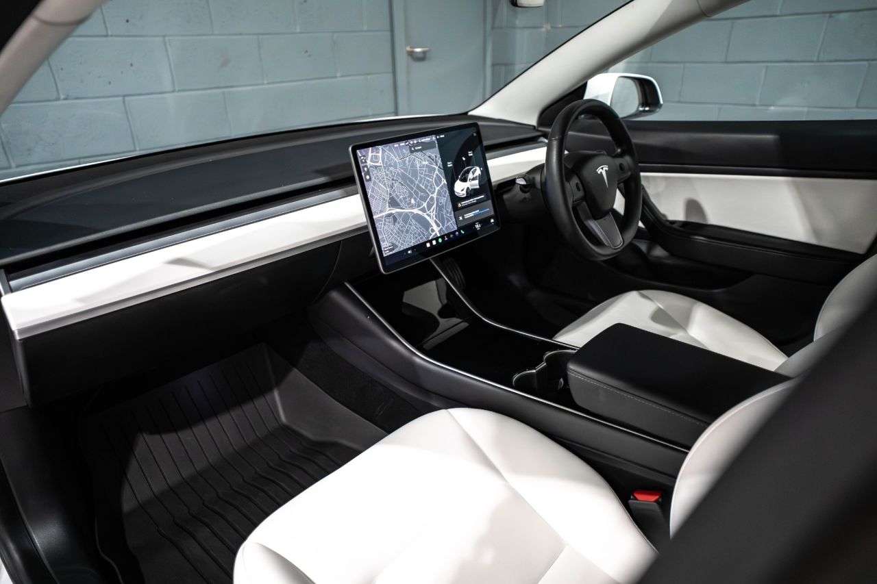 2020 TESLA MODEL 3 2020 TESLA MODEL 3